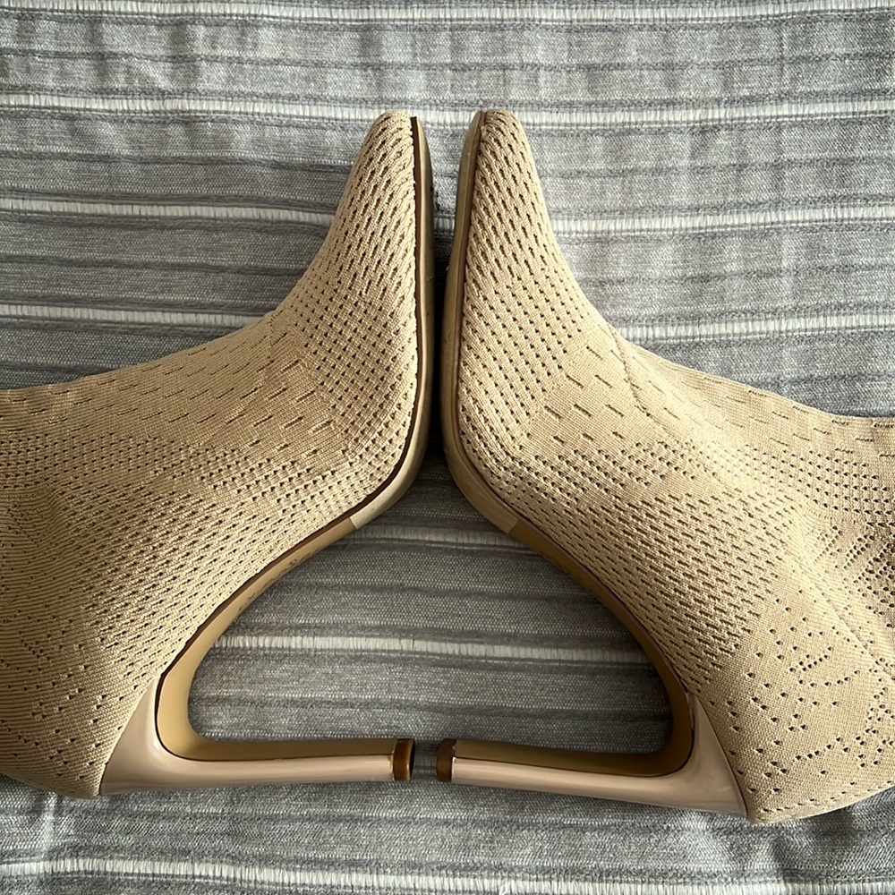 Charles By Charles David Stretch Knit Bootie - Matera Size 8